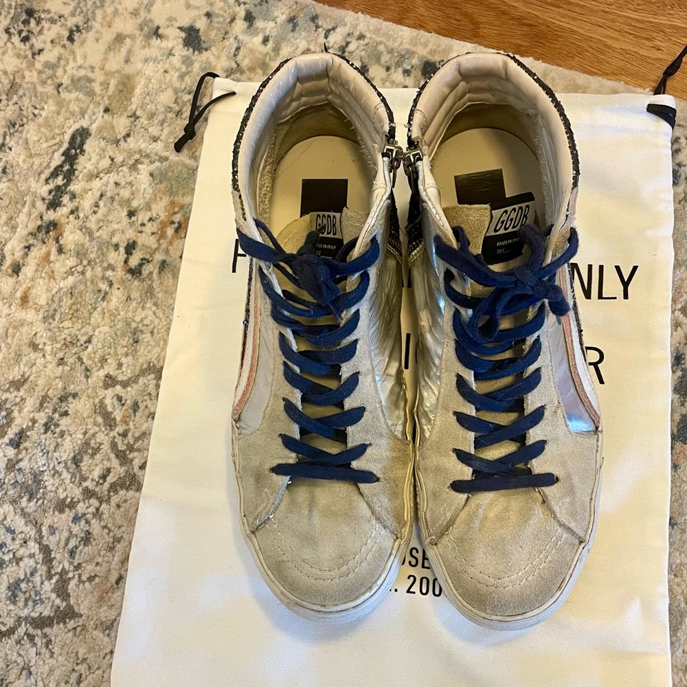 Sparkly Navy mid-top Golden Goose: Size 40